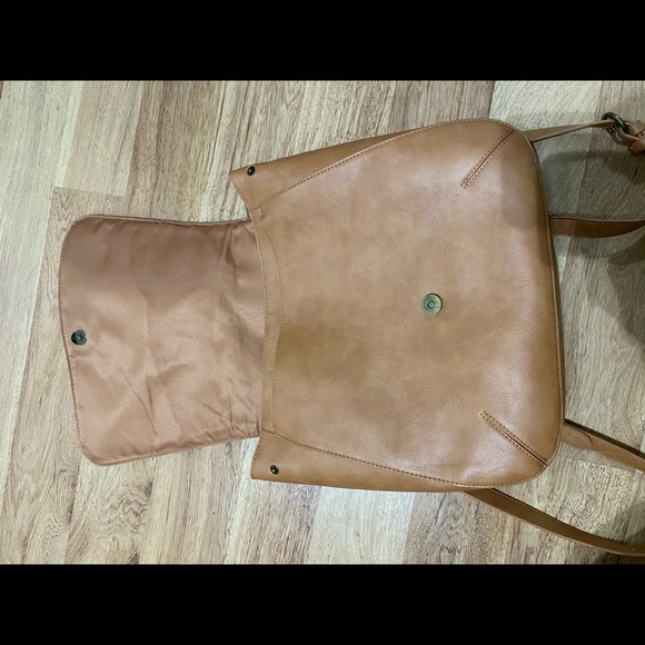 Universal Thread Backpack - Picture 3 of 3